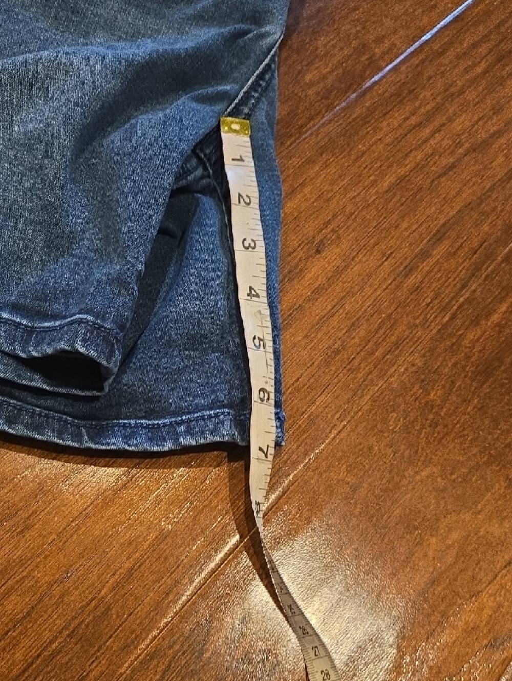 Seven7 Denim Shorts in Medium Blue Wash - Picture 12 of 13